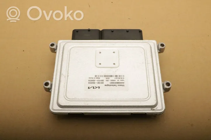 KIA Ceed Sterownik / Moduł ECU 391C1-03SC0