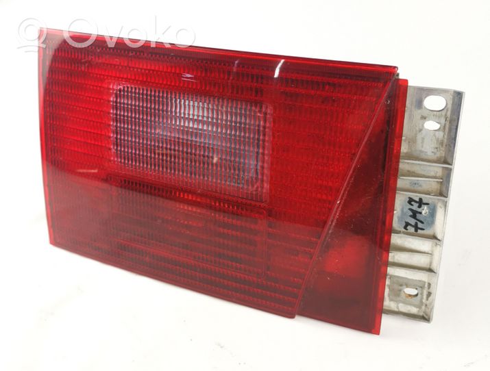 Volkswagen Sharan Tailgate rear/tail lights 7M3945111