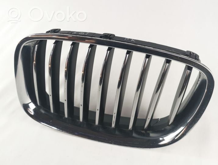 BMW 5 GT F07 Grille calandre supérieure de pare-chocs avant 51137200169