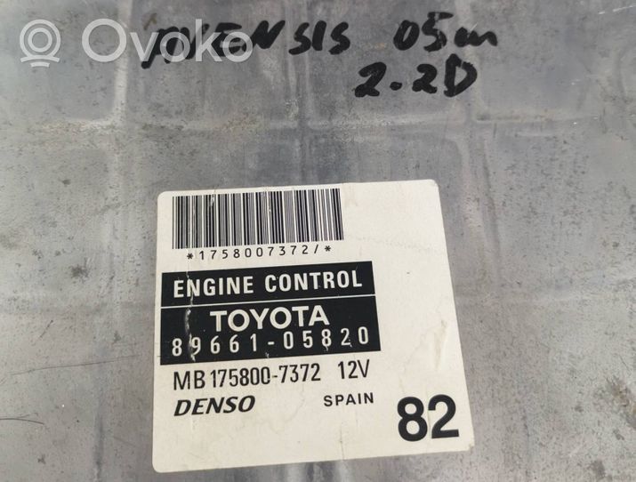 Toyota Avensis T250 Sterownik / Moduł ECU MB1758007372