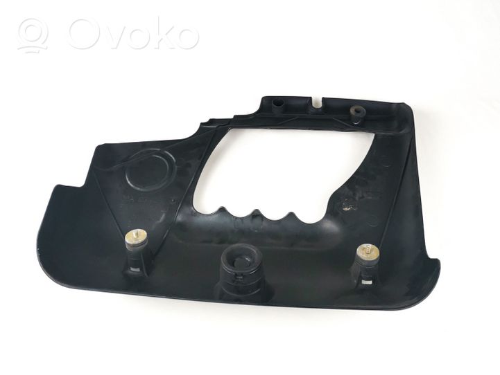 Volkswagen Golf IV Copri motore (rivestimento) 06A103925S