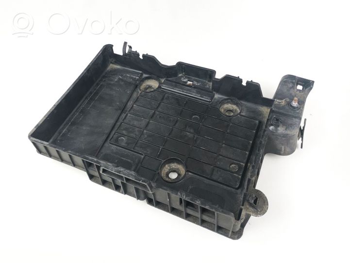 Renault Megane II Batteriegestell 8200166032