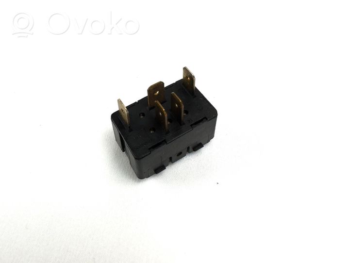 Audi A8 S8 D2 4D Central locking switch button 4a0962107