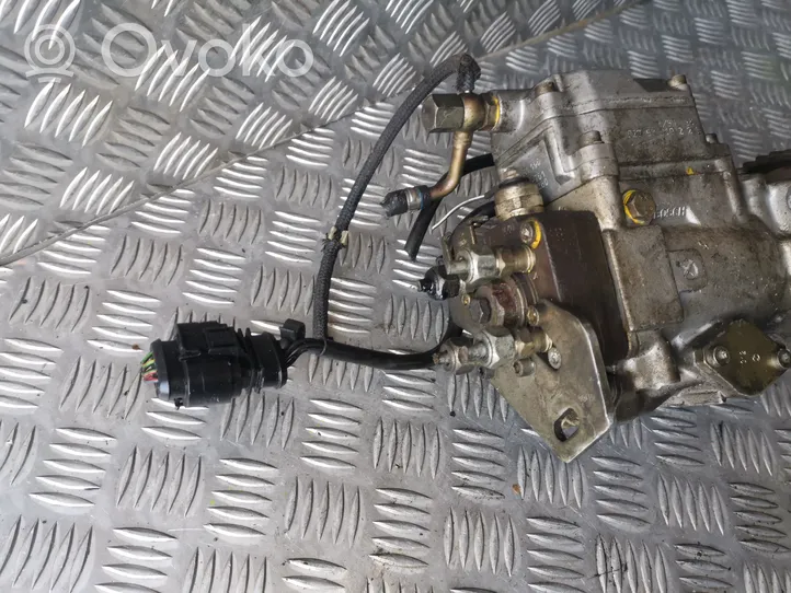 Volkswagen PASSAT B5 Polttoaineen ruiskutuksen suurpainepumppu 0460404986