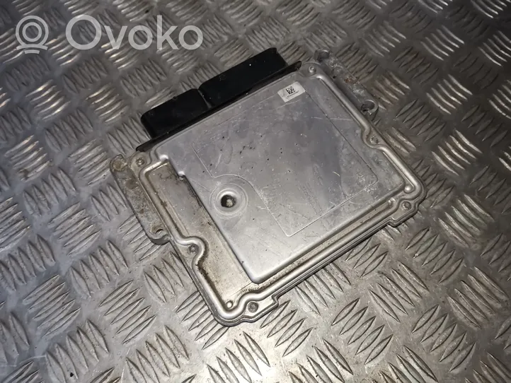 Fiat Freemont Sterownik / Moduł ECU 0281018312