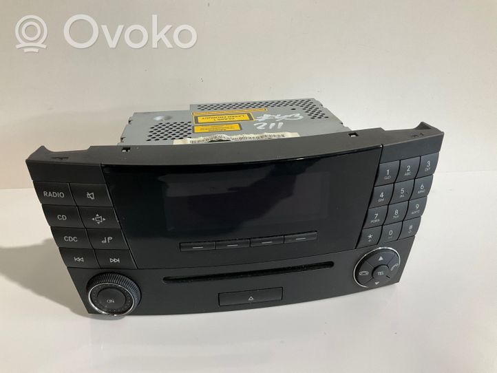 Mercedes-Benz E W211 Unità principale autoradio/CD/DVD/GPS A2118209889