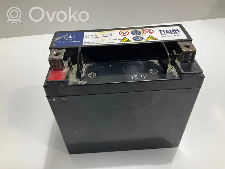 Mercedes-Benz E W211 Batterie A0009827008