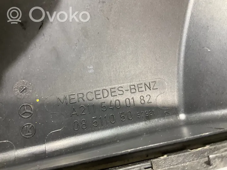 Mercedes-Benz E W211 Coperchio scatola dei fusibili A2115400182