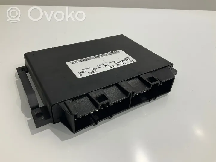 Mercedes-Benz E W211 Module de contrôle de boîte de vitesses ECU A0325451432