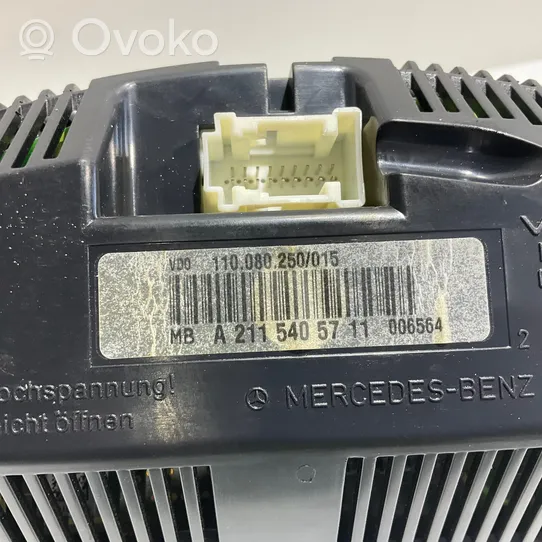 Mercedes-Benz E W211 Tachimetro (quadro strumenti) A2115405711