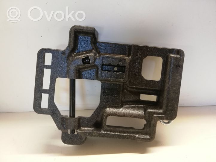 Volvo XC60 Tool box 31471084