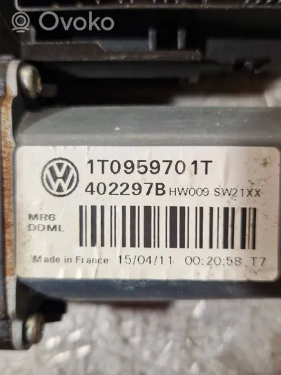 Volkswagen Touareg II Moteur de lève-vitre de porte avant 1T0959701T