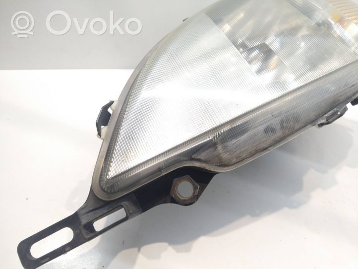 Mercedes-Benz ML W163 Lampa przednia 96321100