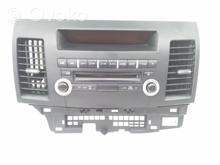 Mitsubishi Lancer X Panel / Radioodtwarzacz CD/DVD/GPS 8002A378XA
