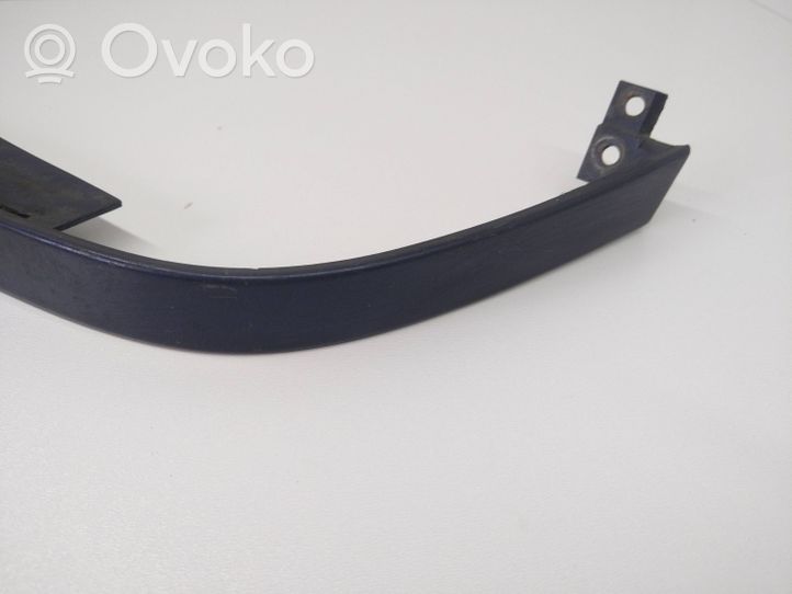 Mercedes-Benz C W202 Rivestimento sotto il faro/fanale 2028260377