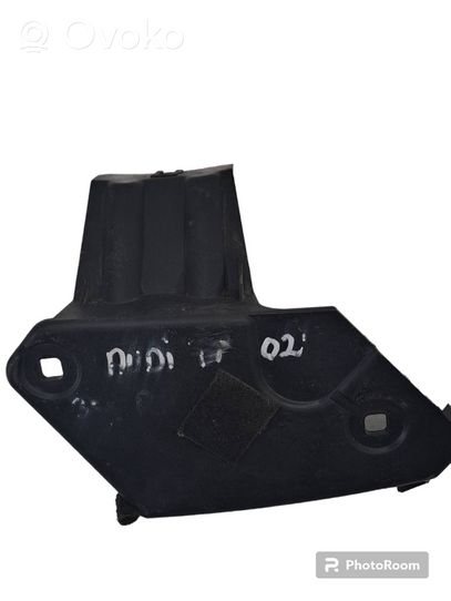 Audi TT Mk1 Staffa di rinforzo montaggio del paraurti posteriore 8N0807484