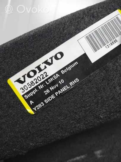 Volvo S60 Rivestimento pannello inferiore del bagagliaio/baule 39582022