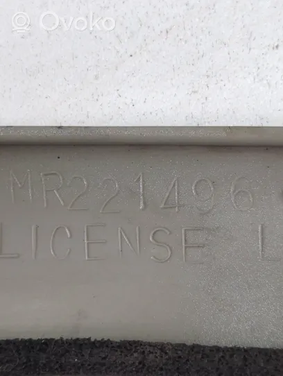 Mitsubishi Galant Éclairage de plaque d'immatriculation MR221496