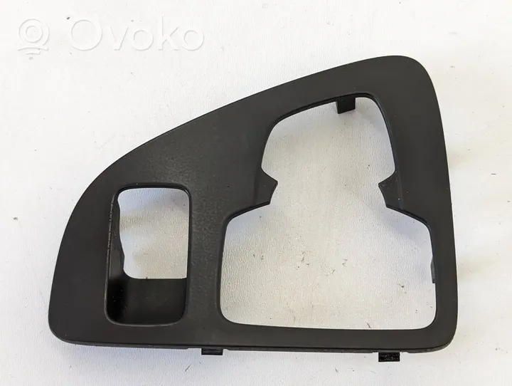 Opel Insignia A Panel oświetlenia wnętrza kabiny 13273683