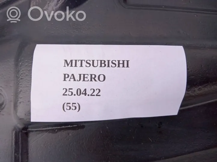 Mitsubishi Pajero Sport II Keskiosan alustan suoja välipohja 5370B189