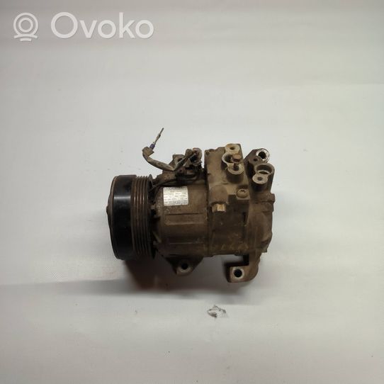 Suzuki Grand Vitara II Ilmastointilaitteen kompressorin pumppu (A/C) 9520164JB0