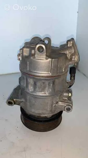 Renault Megane IV Ilmastointilaitteen kompressorin pumppu (A/C) 926001268R