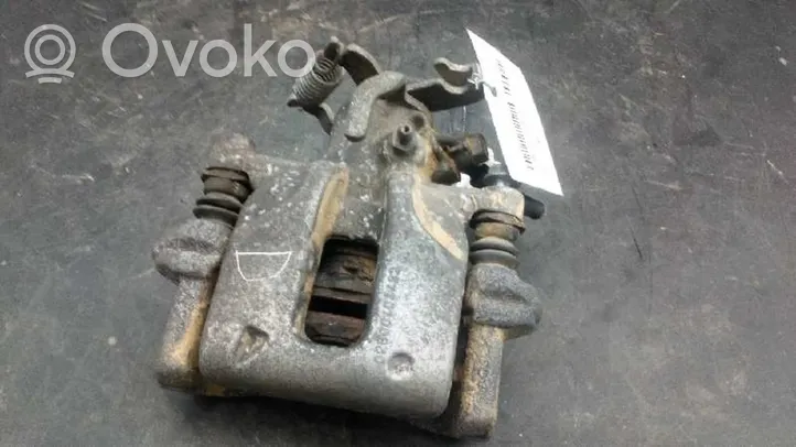 Toyota Auris E210 Tylny zacisk hamulcowy 02800404482