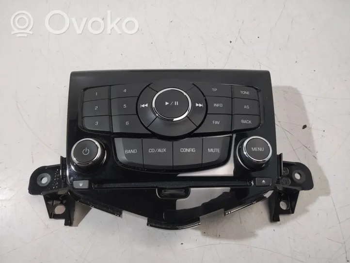 Chevrolet Cruze Radio/CD/DVD/GPS-pääyksikkö 94563271