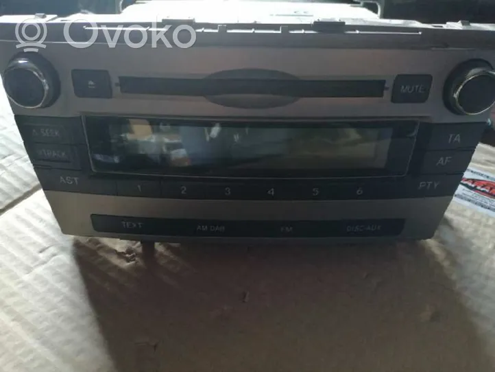 Toyota Avensis T270 Radio/CD/DVD/GPS-pääyksikkö 8612005190