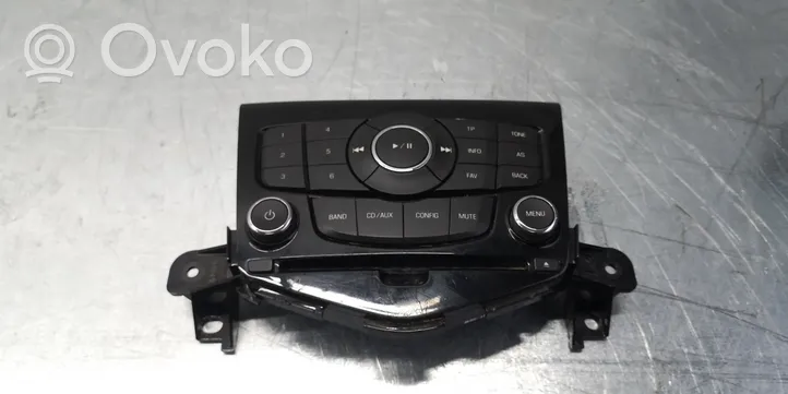 Chevrolet Cruze Panel / Radioodtwarzacz CD/DVD/GPS 95979459