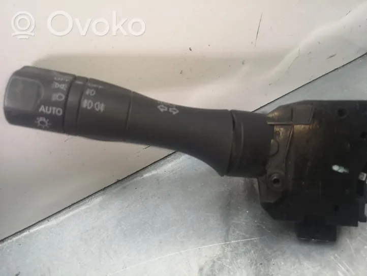 Renault Koleos I Indicator stalk 14A01