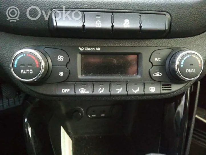 KIA Ceed Oro kondicionieriaus/ klimato/ pečiuko valdymo blokas (salone) 97250A2202