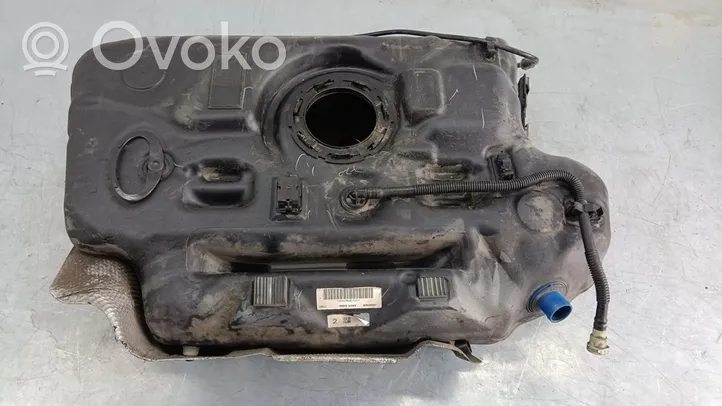 Opel Zafira C Fuel tank 