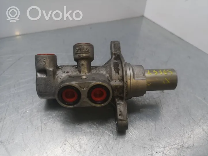 Ford Grand C-MAX Master brake cylinder AV612140