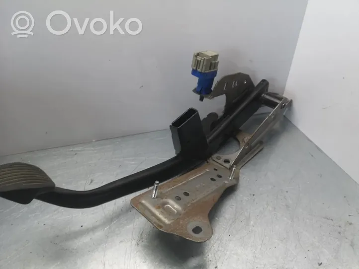 Ford Grand C-MAX Brake pedal AV612467