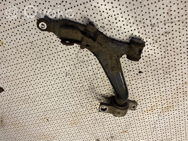 Subaru Outback Fourchette, bras de suspension inférieur avant 