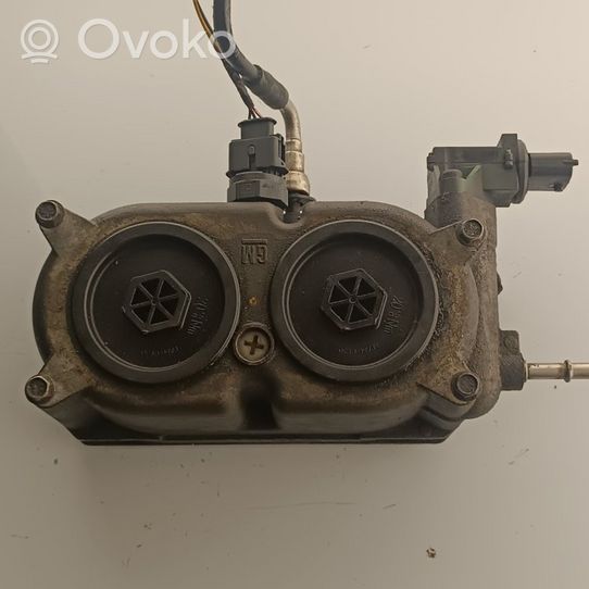 Opel Antara Filtro carburante 