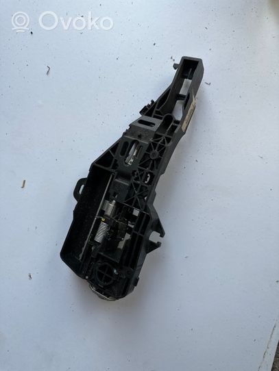 Renault Captur Klamka zewnętrzna drzwi 806068462R