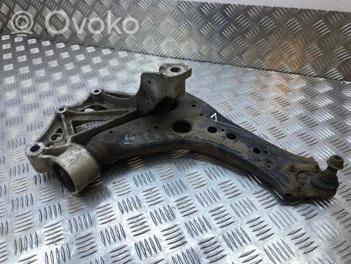 Volkswagen Polo IV 9N3 Fourchette, bras de suspension inférieur avant 6Q0199294D