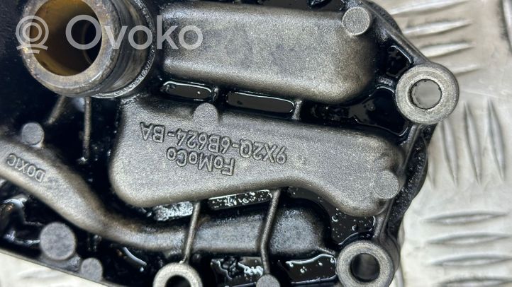 Jaguar XJ X351 Supporto di montaggio del filtro dell’olio 9X2Q6B624BA