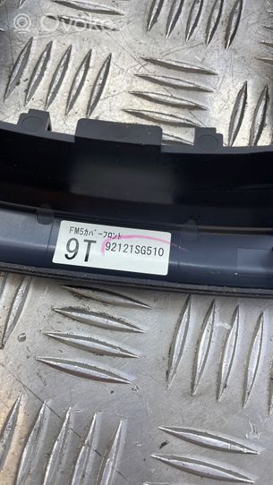 Subaru Forester SJ Contour de levier de vitesses 92121SG510