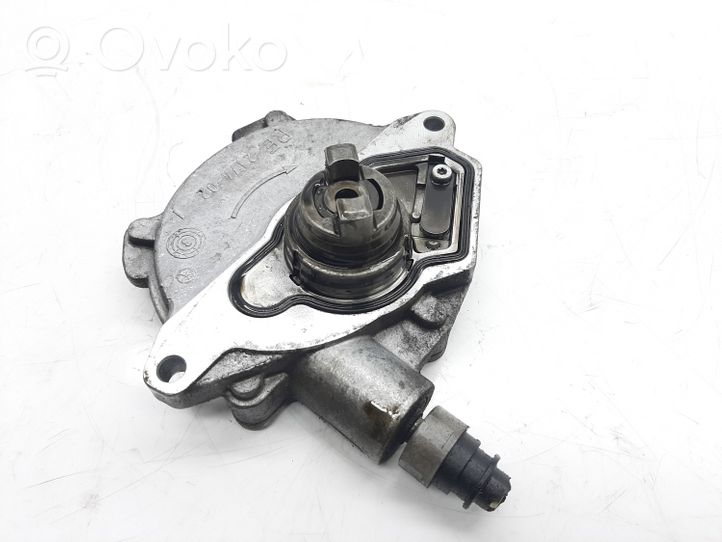 Mercedes-Benz A W169 Alipainepumppu A6402300265