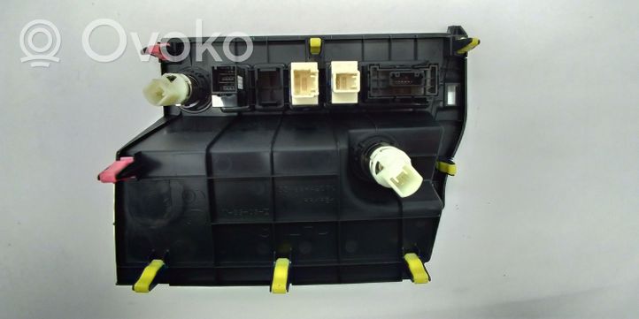 Toyota RAV 4 (XA40) Set di interruttori 5543342070