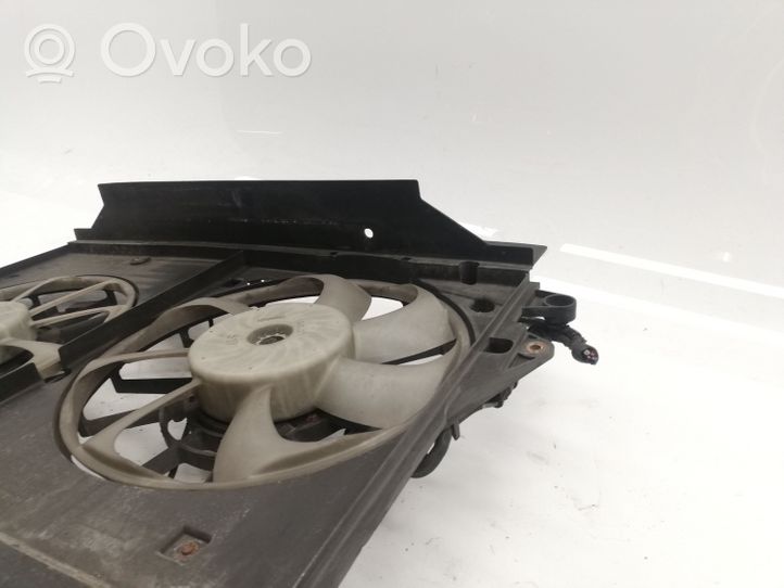 Toyota Avensis T270 Kale ventilateur de radiateur refroidissement moteur 