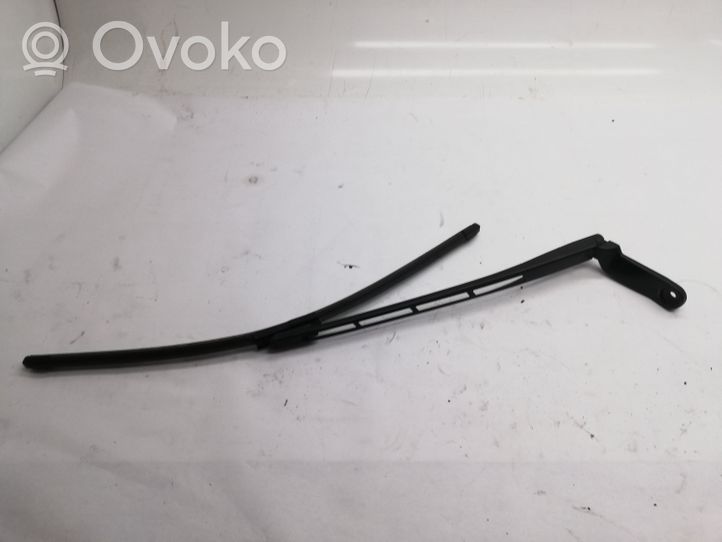 Audi Q7 4L Windshield/front glass wiper blade 