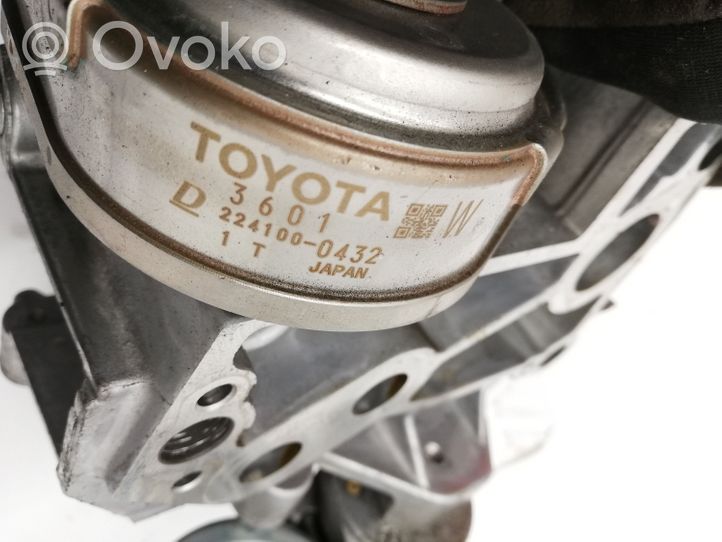Toyota RAV 4 (XA40) Pompa wody 2241000432
