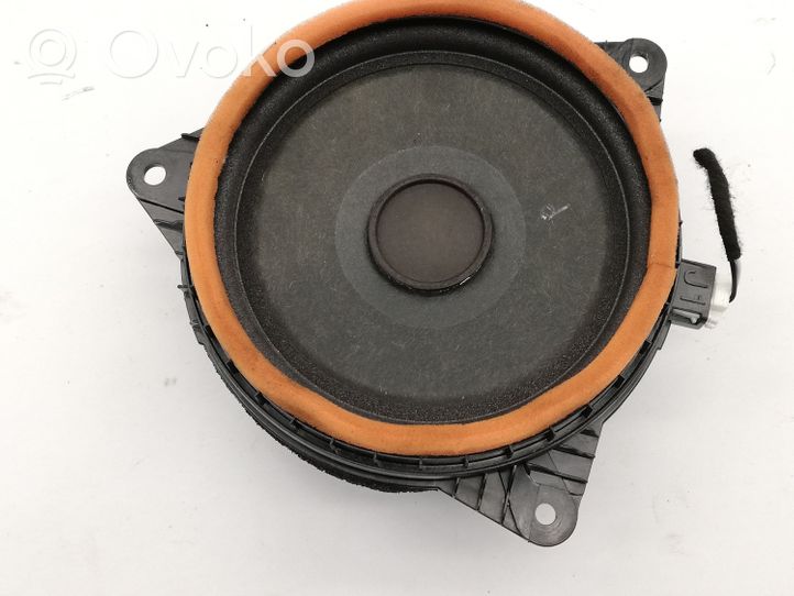 Toyota Prius (XW50) Front door speaker 20516J0803