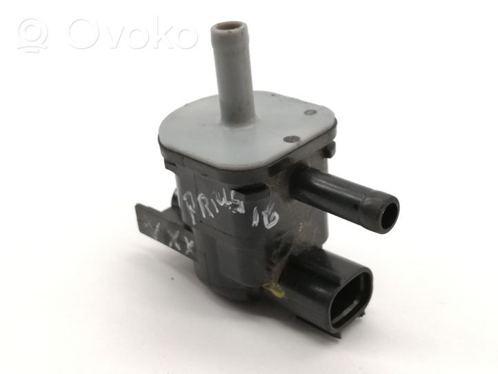 Toyota Prius (XW50) Brake central valve 9091012276