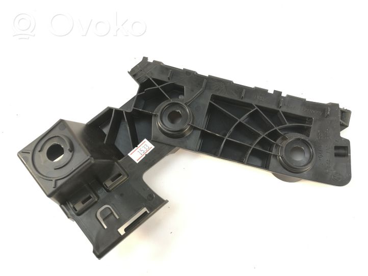 Volkswagen Golf VIII Staffa angolare del supporto di montaggio del paraurti 5H6807393