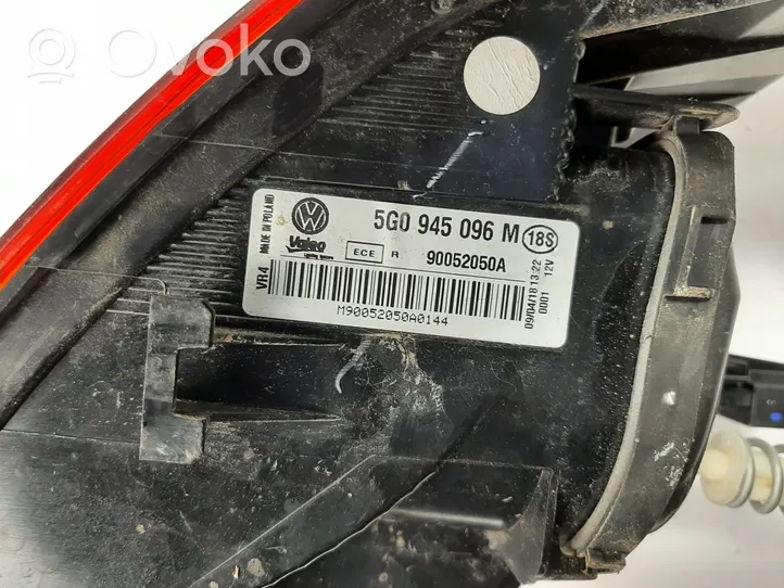 Volkswagen Golf VII Lampa tylna 5G0945096M